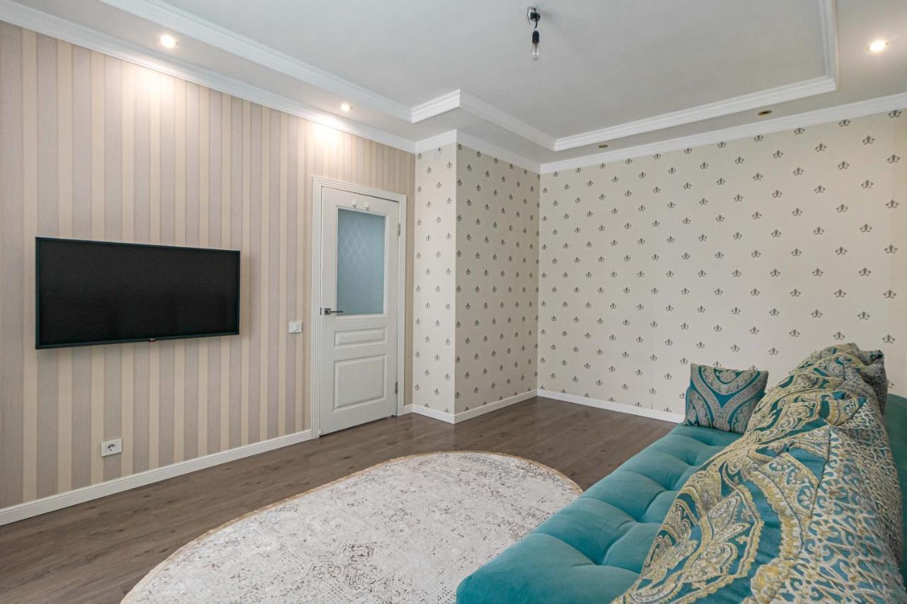 Mangilik Apart Apartment Astana Bagian luar foto