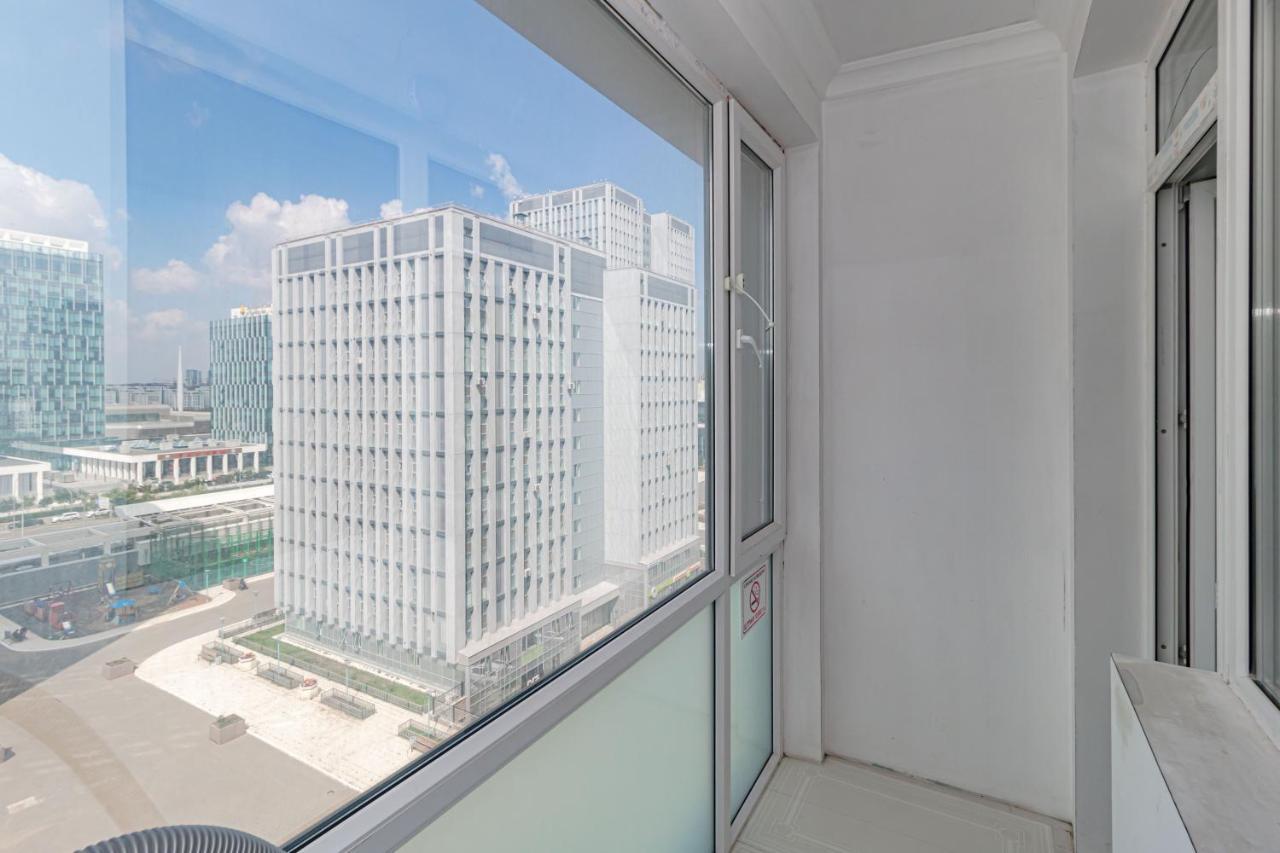 Mangilik Apart Apartment Astana Bagian luar foto