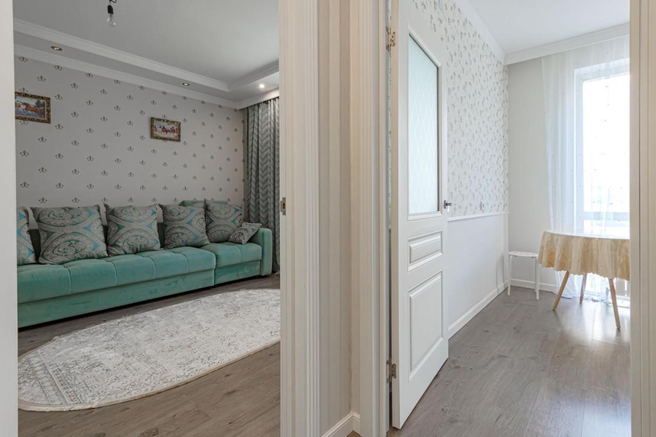 Mangilik Apart Apartment Astana Bagian luar foto