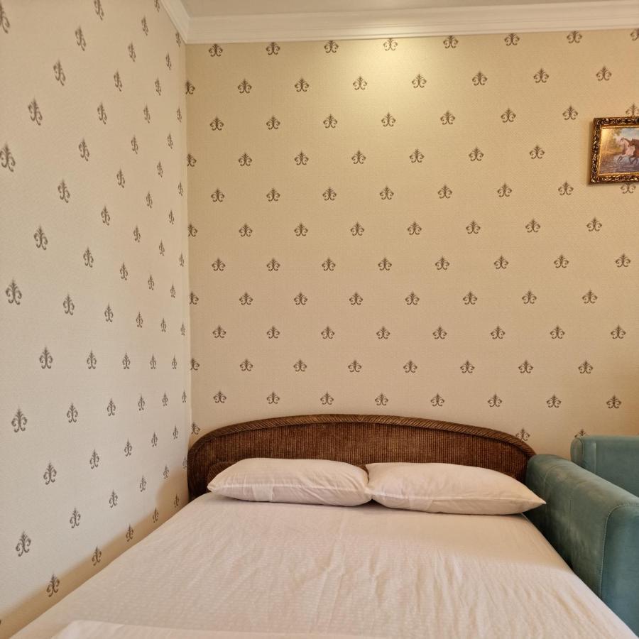 Mangilik Apart Apartment Astana Bagian luar foto